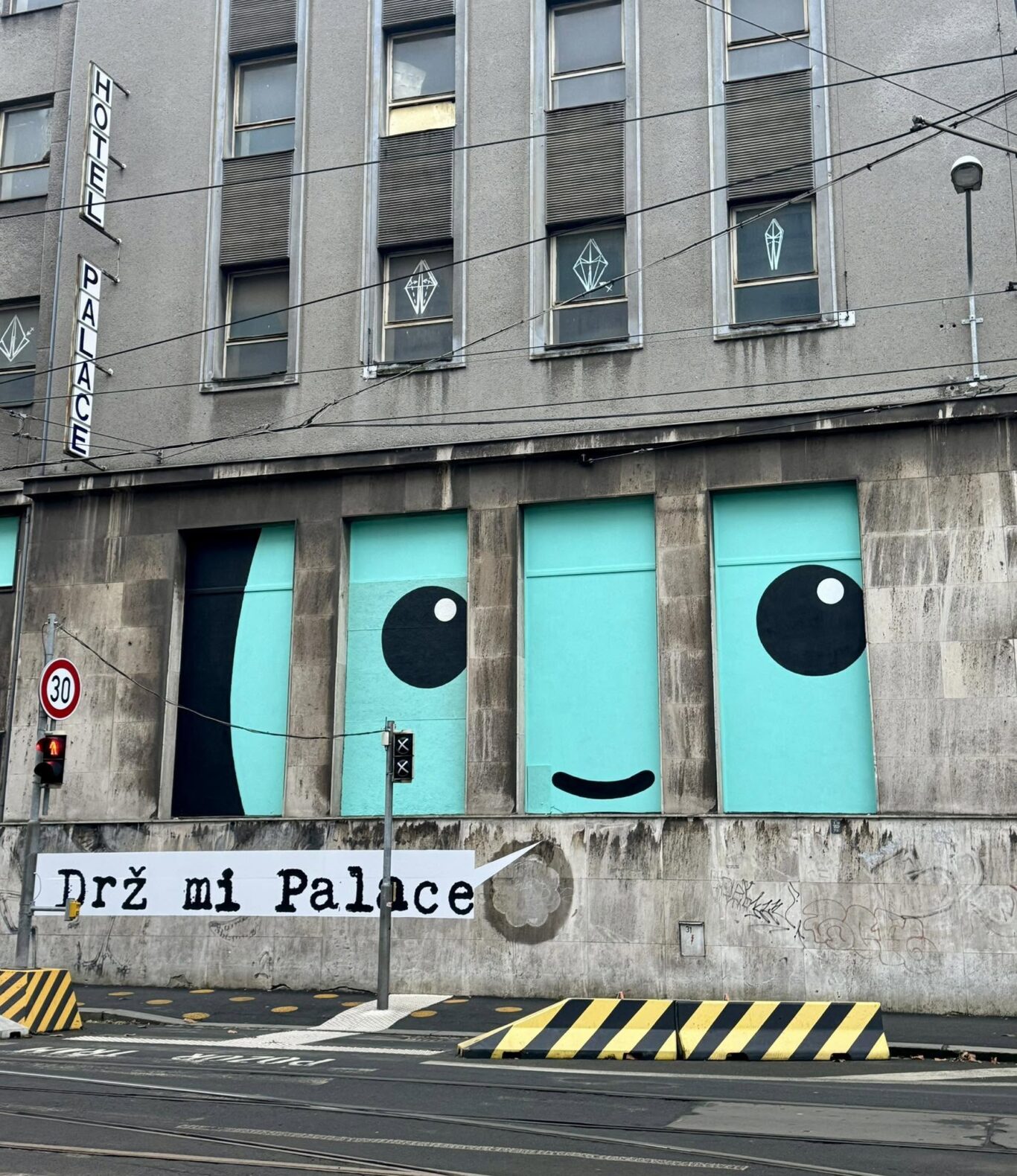 Drz mi PALACE